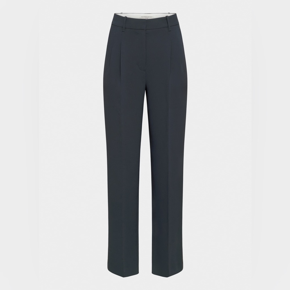 Aritzia Effortless Pants in Dark Night Navy